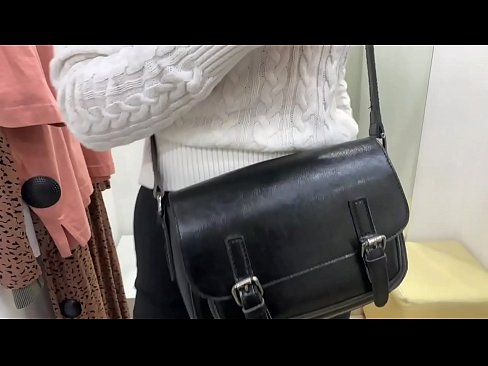 ❤️ Javna masturbacija mlade kujice FeralBerry s dildom u sobi za mjerenje ️❌ Porno fb kod nas hr.hentaisaturn.ru